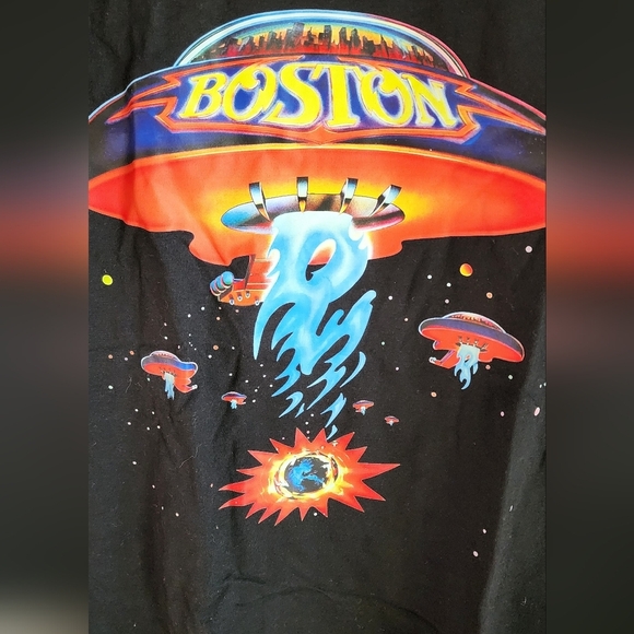 Black Boston Band Graphic T-Shirt - Picture 4 of 4